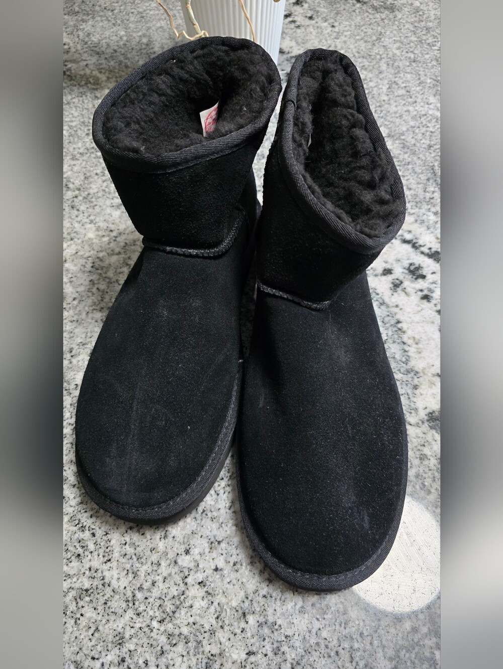 🔈🔈MOVING SALE🔈🔈 Koolaburra Black Boots